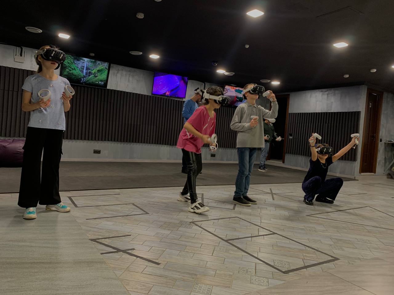 VR-REAL №7